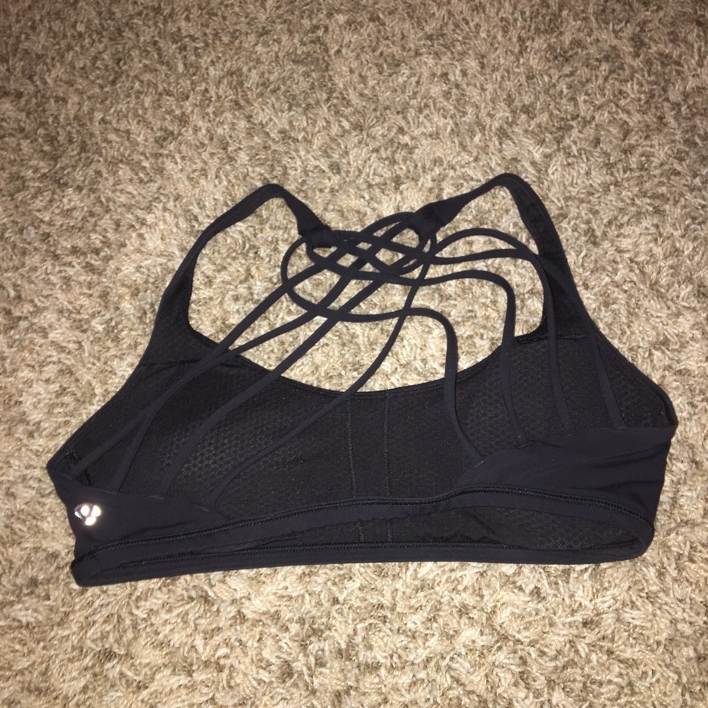 free to be bra size 6 lululemon
